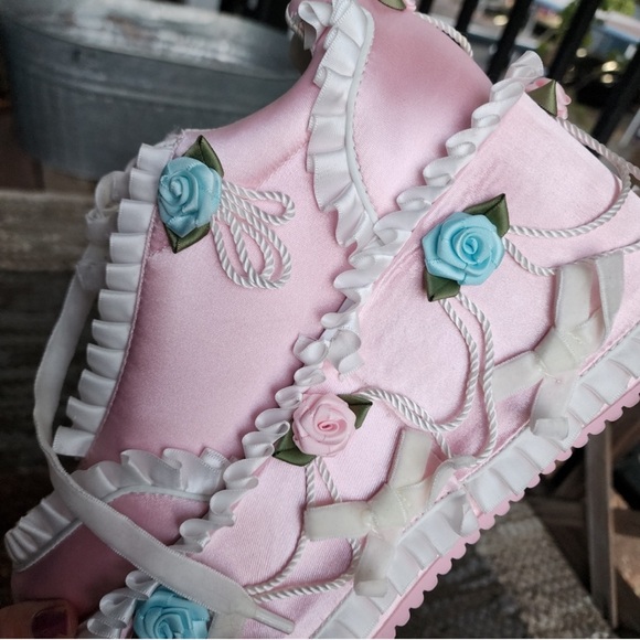 Sugar Thrillz Dolls Kill ‘Just Deserts’ Cake Shoes Sneakers Bag Purse SET NEW 9 - Picture 5 of 14